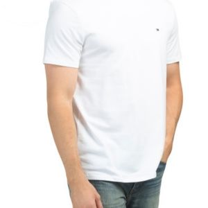 New Tommy Hilfiger Men's T-Shirt Size L